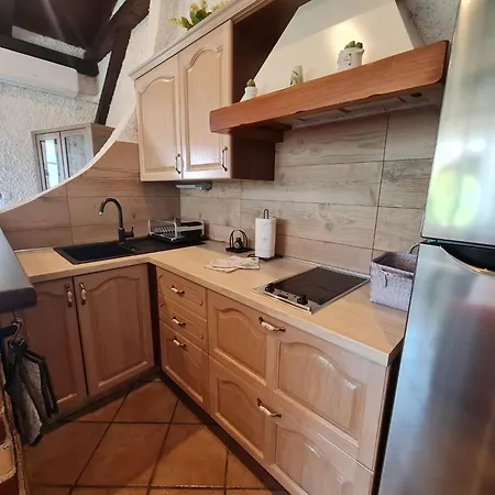 Erna Apartamento *