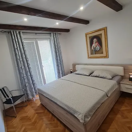 Apartment Erna *
