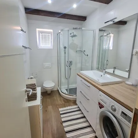 Apartment Erna