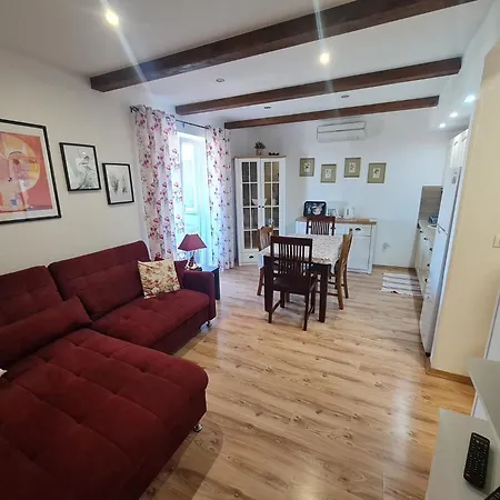 Erna Apartment Porec